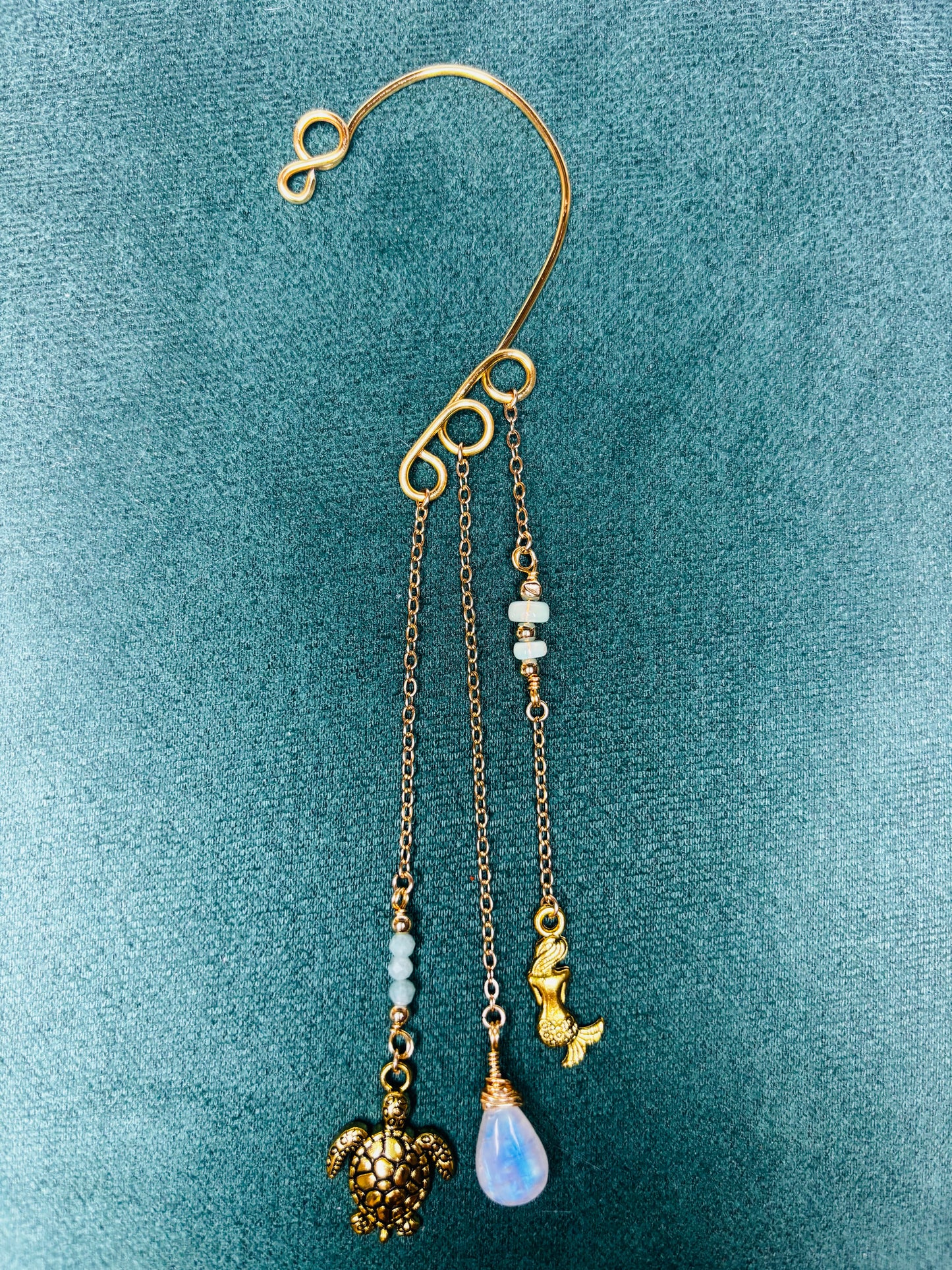 Guardian Of The Tide (Single) Earcuff