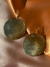 Load image into Gallery viewer, Brass Circle Earrings
