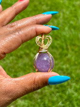 Load image into Gallery viewer, Amethyst Sphere Necklace
